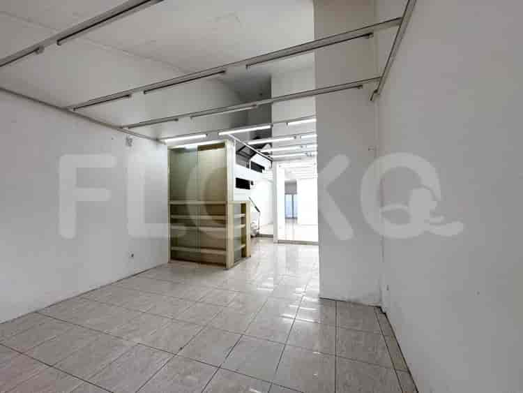 Disewakan Ruko Luas 300 m2 di Jl. Bangka, Kemang - RKRfc0 7