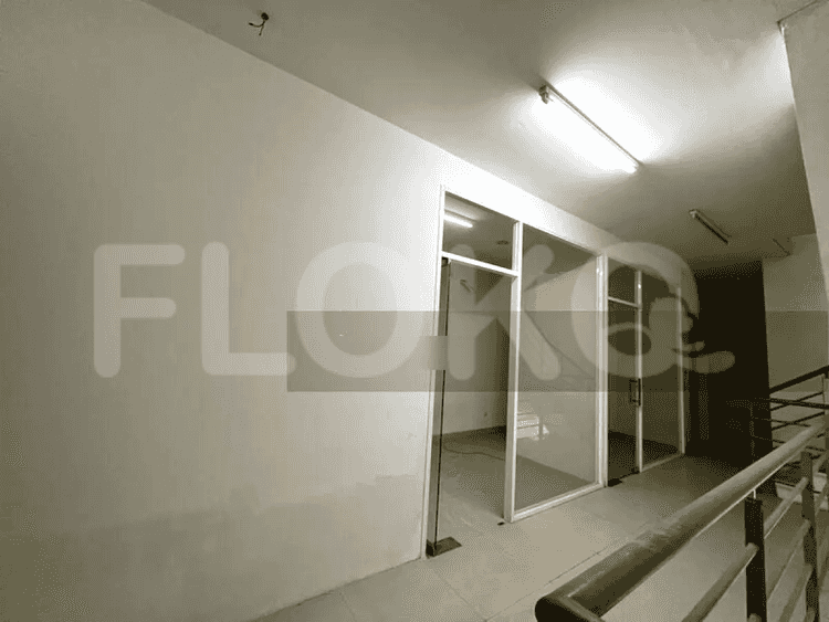 345 sqm, shophouse for rent in Benyamin Sueb, Kemayoran - RKR0c2 2