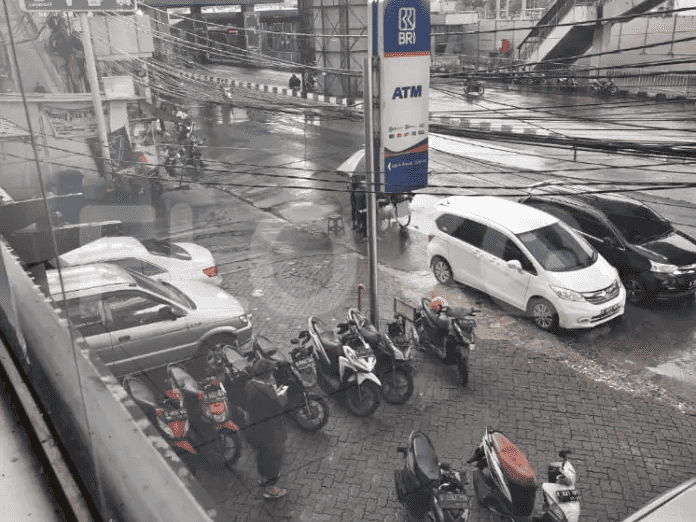 204 sqm, shophouse for rent in Lebak Bulus Raya, Lebak Bulus - RKRf11 1