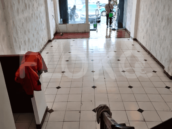 204 sqm, shophouse for rent in Lebak Bulus Raya, Lebak Bulus - RKRf11 2