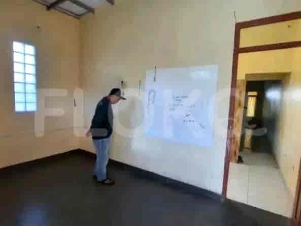 120 sqm, shophouse for rent in Tanjung BArat, Lenteng Agung - RKR69a 1