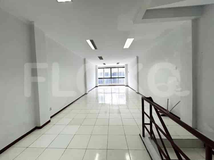 Disewakan Ruko Luas 268 m2 di Karang Anyar Permai, Mangga Besar - RKR1f4 10