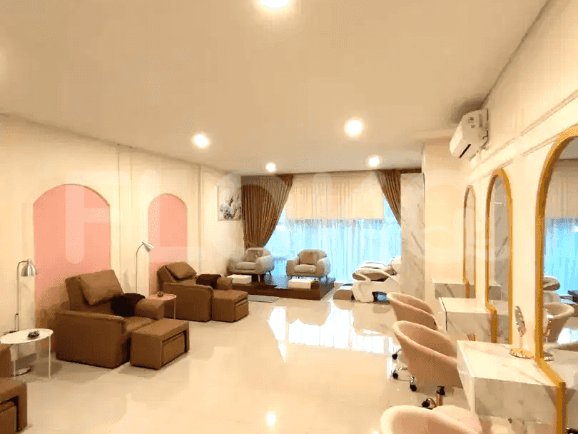 288 sqm, shophouse for rent in Ruko Southcity Square, Tangerang 1