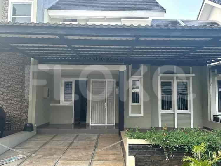 Disewakan Rumah 3 BR, Luas 100 m2 di Feronia, Alam Sutera - RHAca0 1