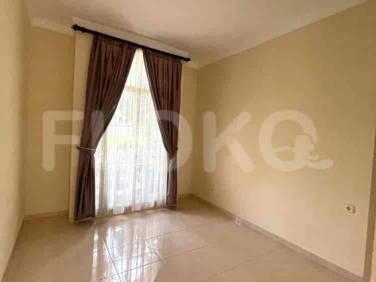 Disewakan Rumah 4 BR, Luas 172 m2 di Sutera Olivia, Alam Sutera - RHAa5a 5