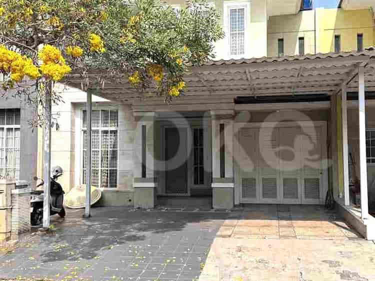 Disewakan Rumah 4 BR, Luas 177 m2 di Cluster Onyx, Alam Sutera - RHA60d 1