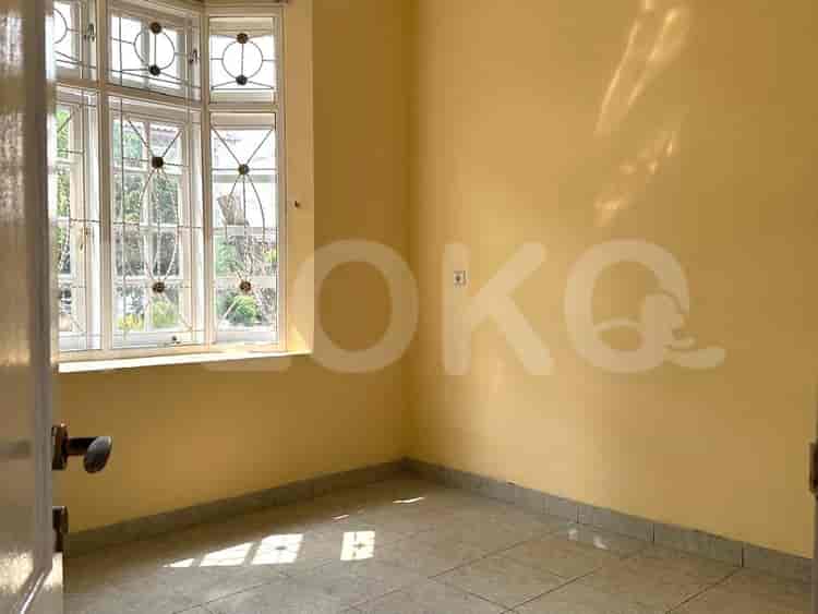 Disewakan Rumah 4 BR, Luas 250 m2 di Cluster Lavender, Alam Sutera - RHA888 4