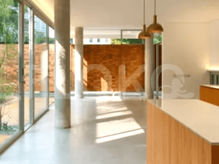 Disewakan Rumah 4 BR, Luas 300 m2 di Alam Sutera, Alam Sutera - RHAe75 3
