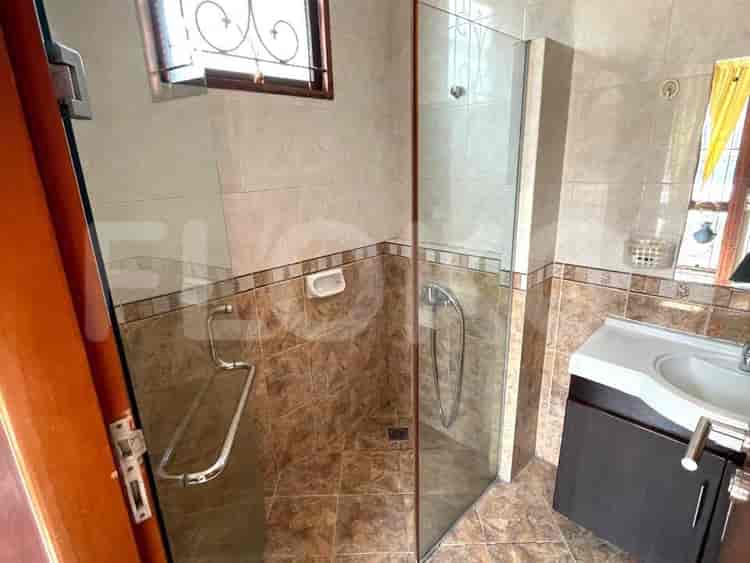 Disewakan Rumah 3 BR, Luas 125 m2 di The Green, BSD - RHA721 14