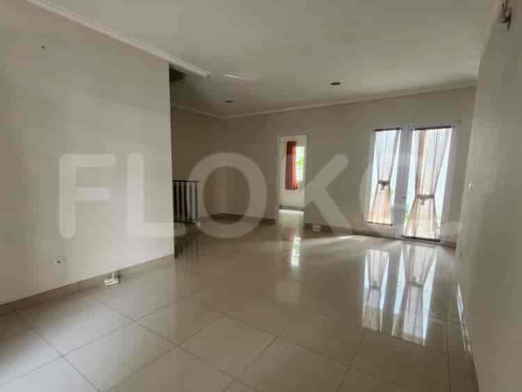 Disewakan Rumah 3 BR, Luas 149 m2 di Cluster Vernonia Summarecon, Bekasi - RHA04a 1