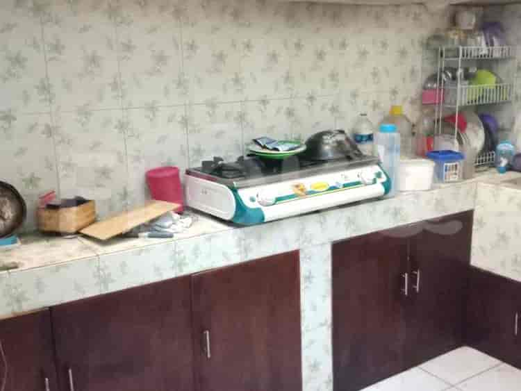 Disewakan Rumah 3 BR, Luas 150 m2 di Galaxy, Bekasi - RHA4f7 4
