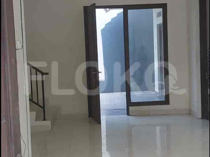 Disewakan Rumah 3 BR, Luas 115 m2 di Cluster Aralia, Bekasi - RHAc10 5
