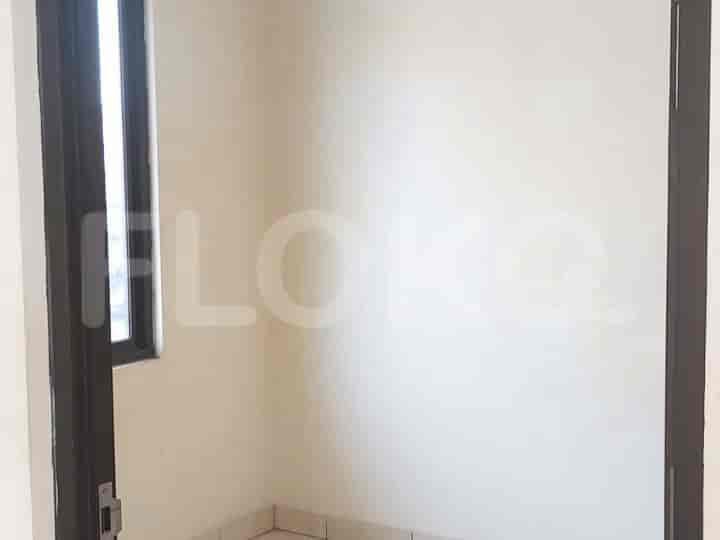 Disewakan Rumah 3 BR, Luas 115 m2 di Cluster Aralia, Bekasi - RHAc10 8
