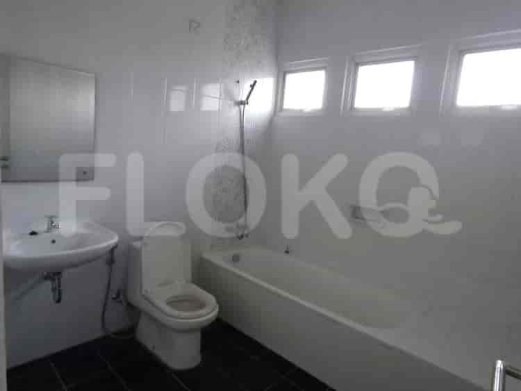 Disewakan Rumah 3 BR, Luas 138 m2 di Grand Wisata, Bekasi - RHAe87 14