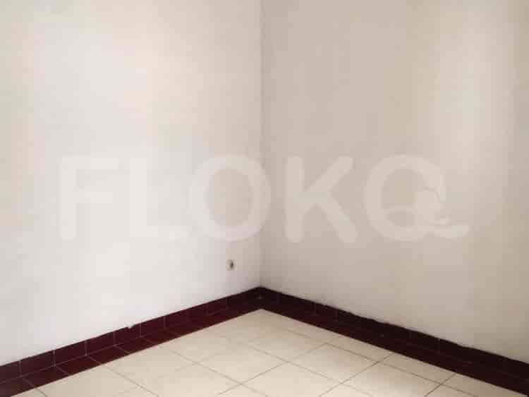 Disewakan Rumah 3 BR, Luas 150 m2 di Kemang Pratama, Bekasi - RHAd07 13