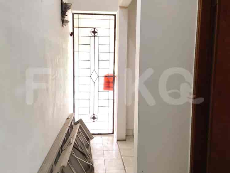 Disewakan Rumah 3 BR, Luas 150 m2 di Kemang Pratama, Bekasi - RHAd07 16