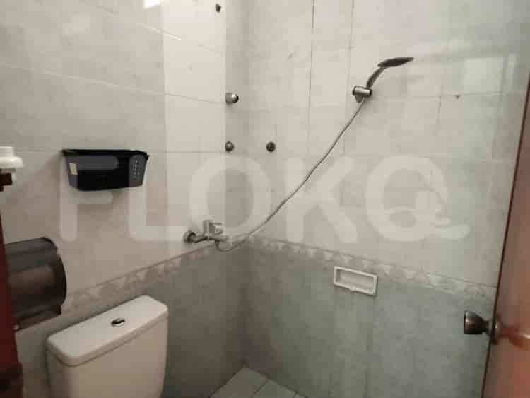 Disewakan Rumah 3 BR, Luas 150 m2 di Kemang Pratama, Bekasi - RHAd07 18