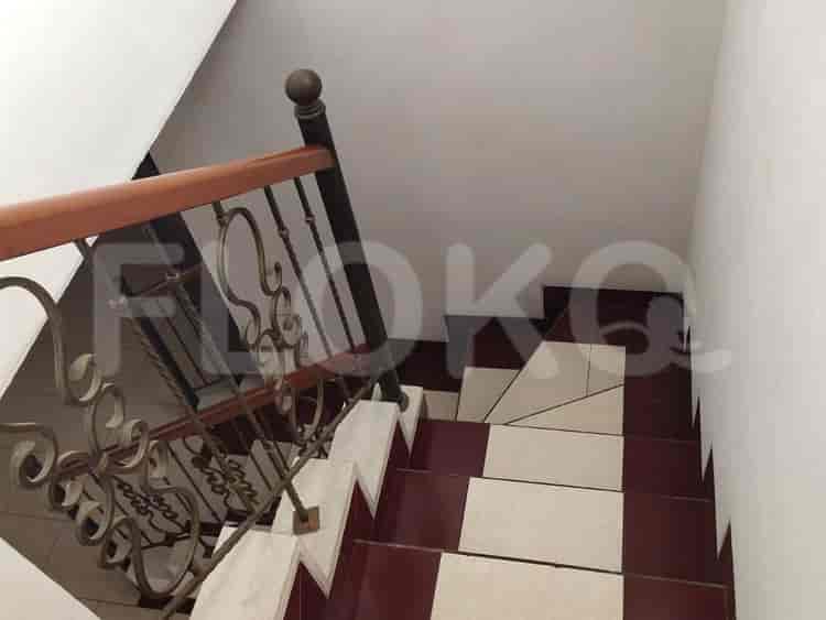 Disewakan Rumah 3 BR, Luas 150 m2 di Kemang Pratama, Bekasi - RHAd07 6