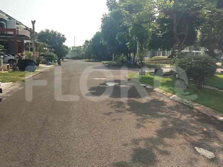 Disewakan Rumah 3 BR, Luas 200 m2 di Harapan Indah, Bekasi - RHA395 13