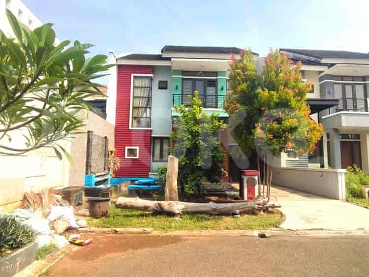 Disewakan Rumah 3 BR, Luas 200 m2 di Harapan Indah, Bekasi - RHA395 2