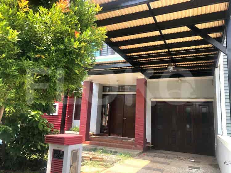 Disewakan Rumah 3 BR, Luas 200 m2 di Harapan Indah, Bekasi - RHA395 3