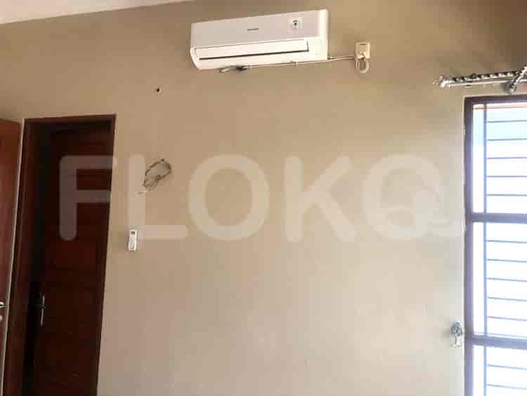 Disewakan Rumah 3 BR, Luas 200 m2 di Harapan Indah, Bekasi - RHA395 7