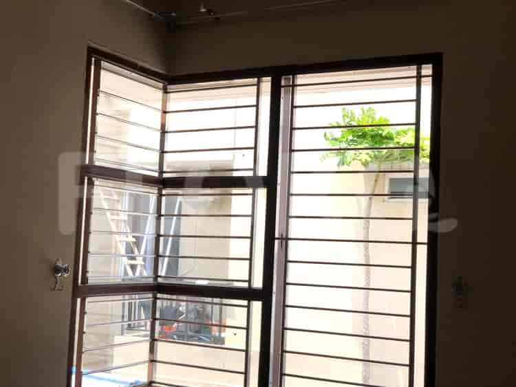 Disewakan Rumah 3 BR, Luas 200 m2 di Harapan Indah, Bekasi - RHA395 9