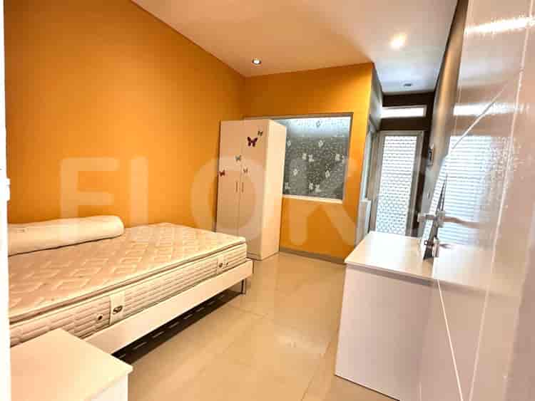 Disewakan Rumah 3 BR, Luas 240 m2 di Cluster Palm Summarecon, Bekasi - RHA957 6