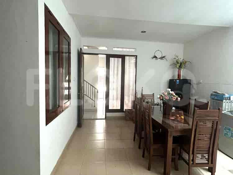 Disewakan Rumah 3 BR, Luas 80 m2 di Cluster Harmony, Harapan Indah 2, Bekasi - RHA5b9 11
