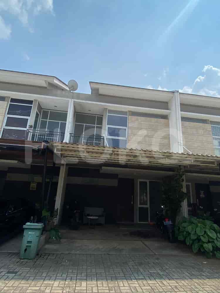 88 sqm, 3 BR house for rent in Cluster Allura 2 Caman, Bekasi Selatan - RHA029 1
