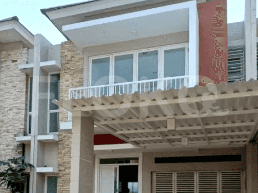 Disewakan Rumah 3 BR, Luas 120 m2 di Summarecon Bekasi, Bekasi Timur - RHA320 1