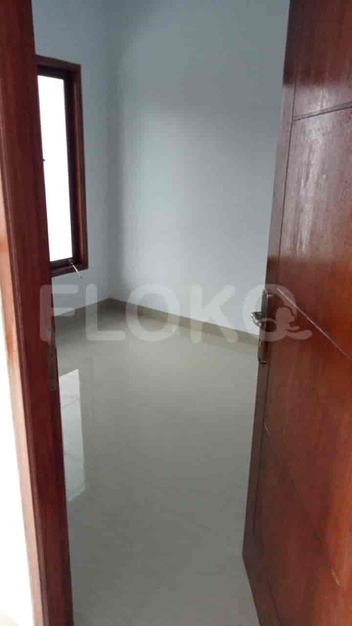 Disewakan Rumah 3 BR, Luas 100 m2 di Harapan Indah, Bekasi Utara - RHA0b1 6