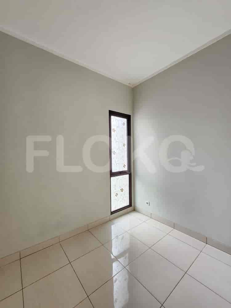 Disewakan Rumah 3 BR, Luas 72 m2 di The Orchard Summarecon , Bekasi Utara - RHAb88 5
