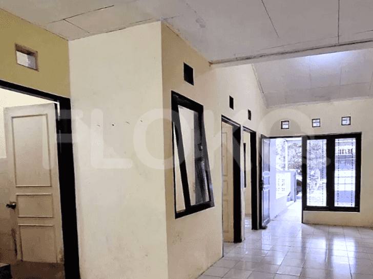 Disewakan Rumah 2 BR, Luas 55 m2 di Jalan Duta Bumi, Cakung - RHA8f0 2