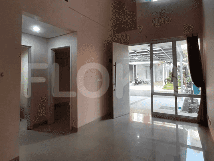 Disewakan Rumah 4 BR, Luas 120 m2 di Yarra, Cakung - RHAdd2 1
