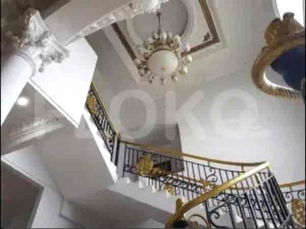 Disewakan Rumah 7 BR, Luas 900 m2 di Kompleks Eramas 2000, Pulogebang, Cakung - RHA16b 4