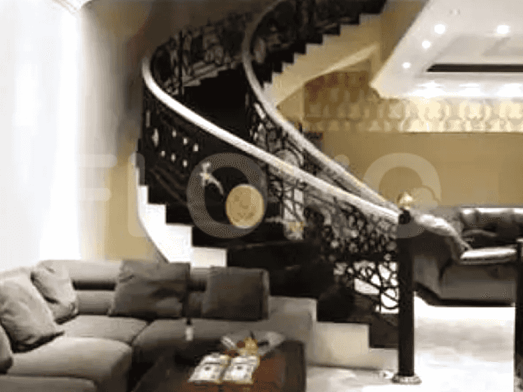 450 sqm, 4 BR house for rent in Taman Palem Lestari, Cengkareng - RHAcef 3