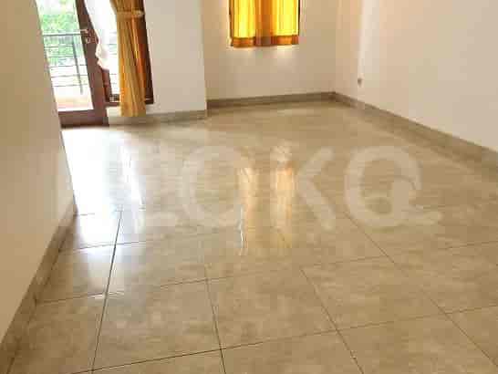 Disewakan Rumah 3 BR, Luas 135 m2 di Citra grand, Cibubur - RHAa8c 4