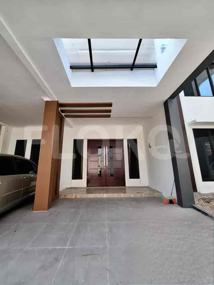 Disewakan Rumah 4 BR, Luas 450 m2 di Cibubur, Cibubur - RHA5a9 1