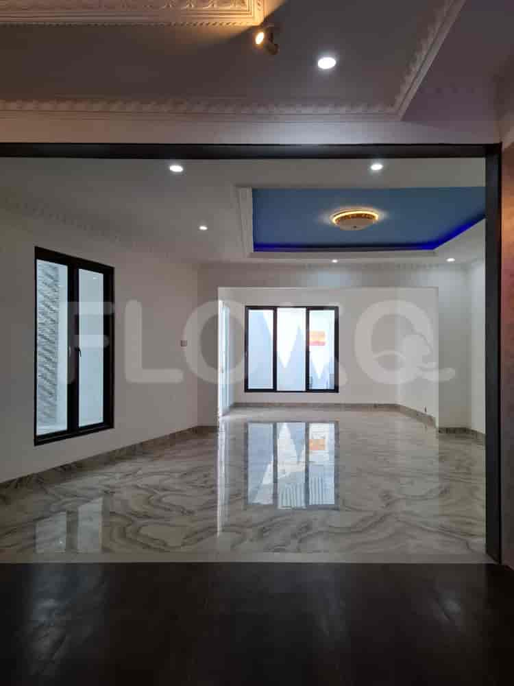 Disewakan Rumah 4 BR, Luas 450 m2 di Cibubur, Cibubur - RHA5a9 5