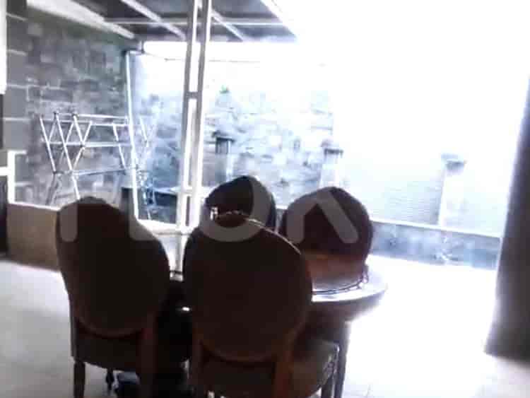 Disewakan Rumah 2 BR, Luas 180 m2 di Elysium, Cikarang - RHA05a 6