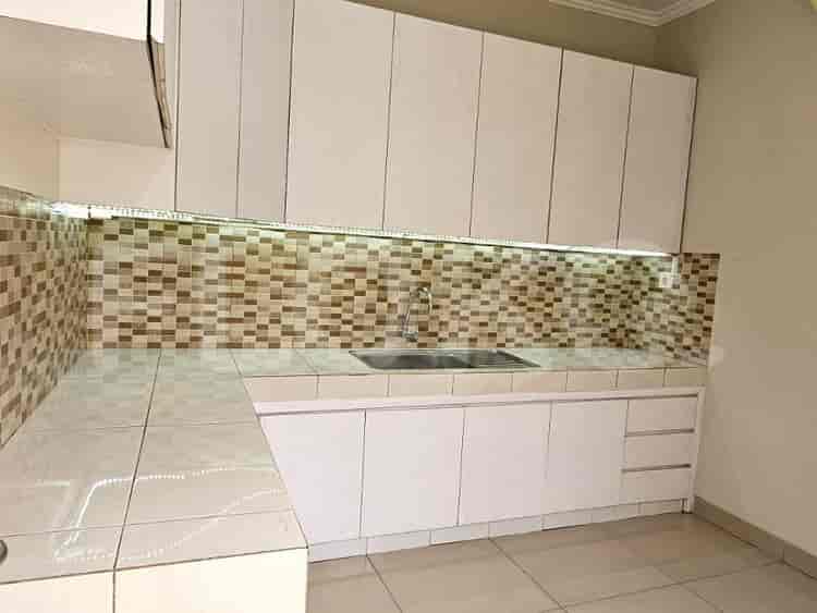 Disewakan Rumah 4 BR, Luas 160 m2 di Vassa Terrace Lippo, Cikarang - RHA0a5 7