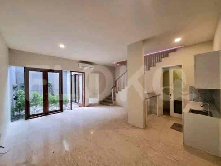 170 sqm, 4 BR house for rent in Town House Jeruk Purut, Ampera, Cilandak - RHAbe4 4