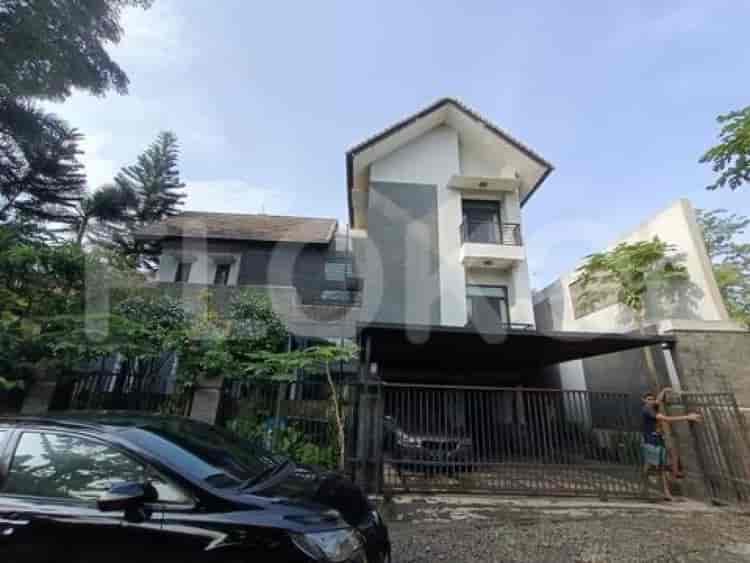 300 sqm, 4 BR house for rent in RSPP Cilandak, Cilandak - RHA8bb 1