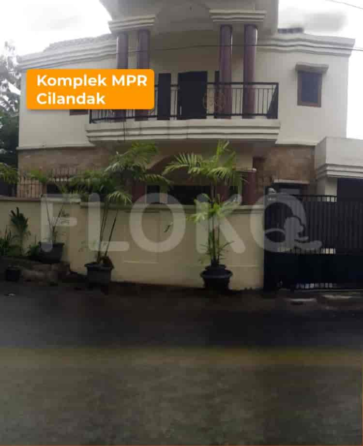 550 sqm, 4 BR house for rent in Komplek MPR, Cilandak - RHA895 1