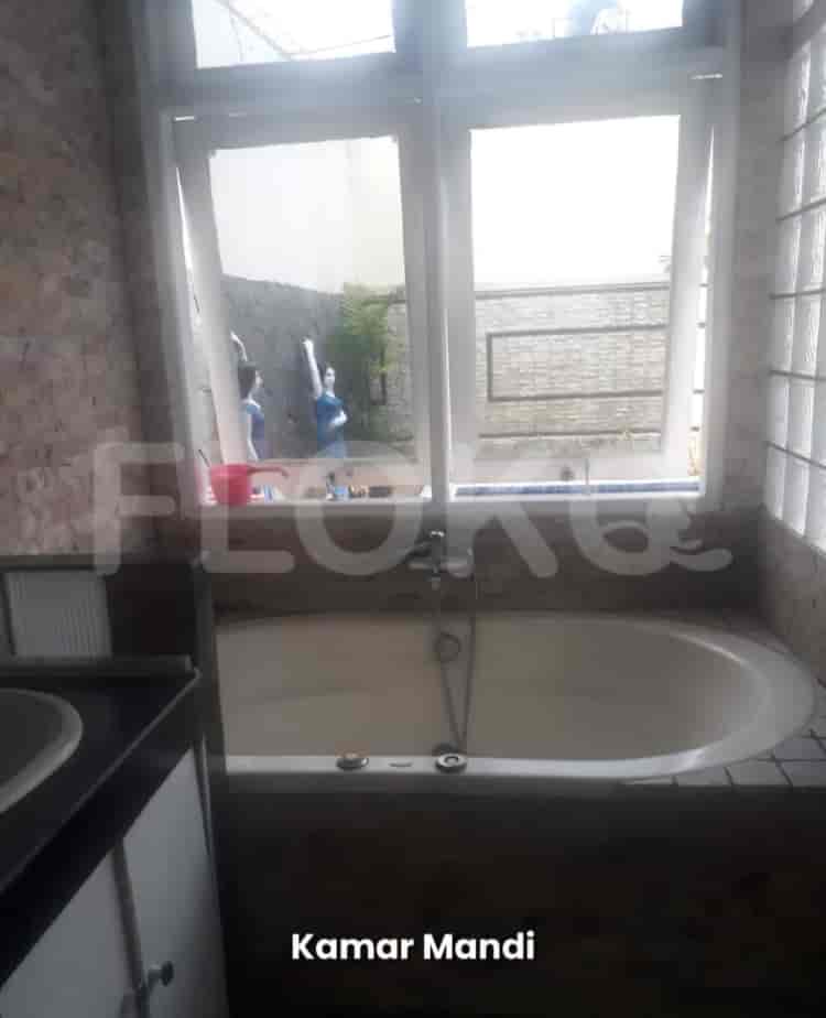 550 sqm, 4 BR house for rent in Komplek MPR, Cilandak - RHA895 6
