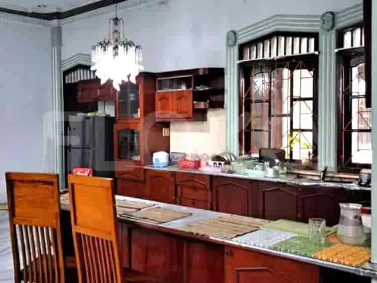 Disewakan Rumah 7 BR, Luas 500 m2 di Jl Intan Cilandak, Cilandak - RHA97e 4