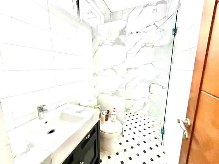 Disewakan Rumah 3 BR, Luas 264 m2 di Cinere, Cinere - RHAe48 14