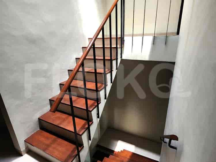 Disewakan Rumah 3 BR, Luas 200 m2 di Kebon Anggrek, Cipete - RHA3d5 13