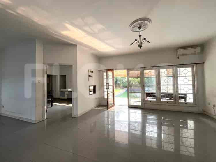 Disewakan Rumah 4 BR, Luas 208 m2 di Cipete, Cipete - RHA5d6 1